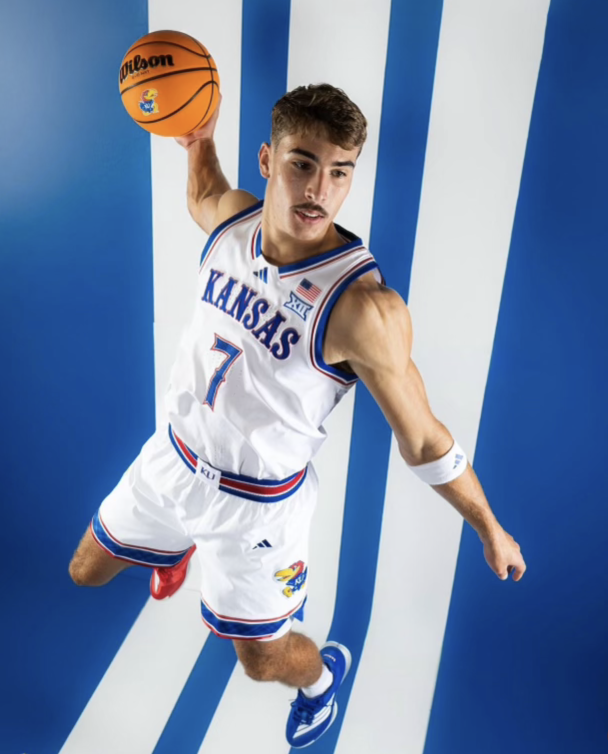 Kohl Rosario in action